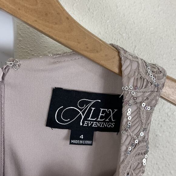 Alex Evenings Lace Draped Long Evening Dress Size 4 Buff Light Pink 81122434 - Picture 7 of 8